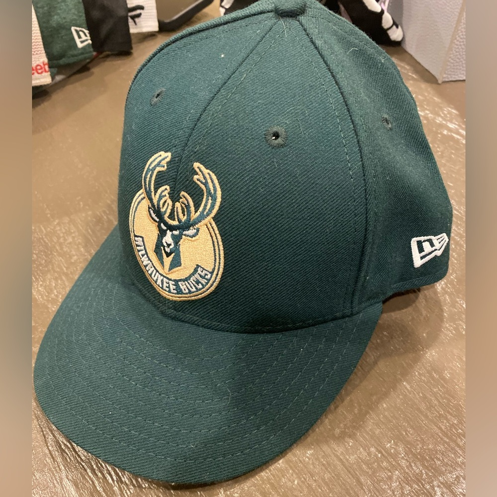 Milwaukee Bucks New Era 59Fifty Low Crown Hat